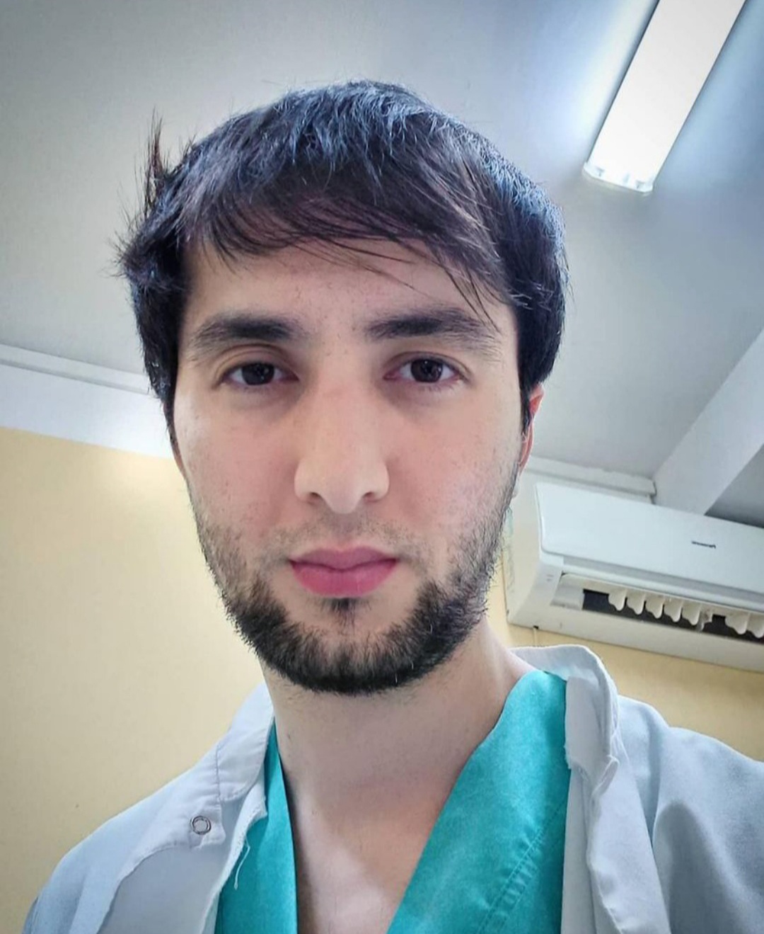 Хирург Улугбеков Абдулазизбек Бахромбек угли, Тарко-Сале